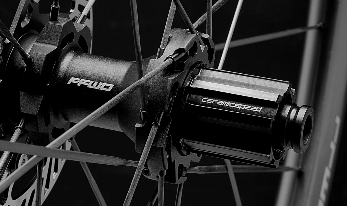 FFWD RAW 44 Ceramic Speed achter naaf detail