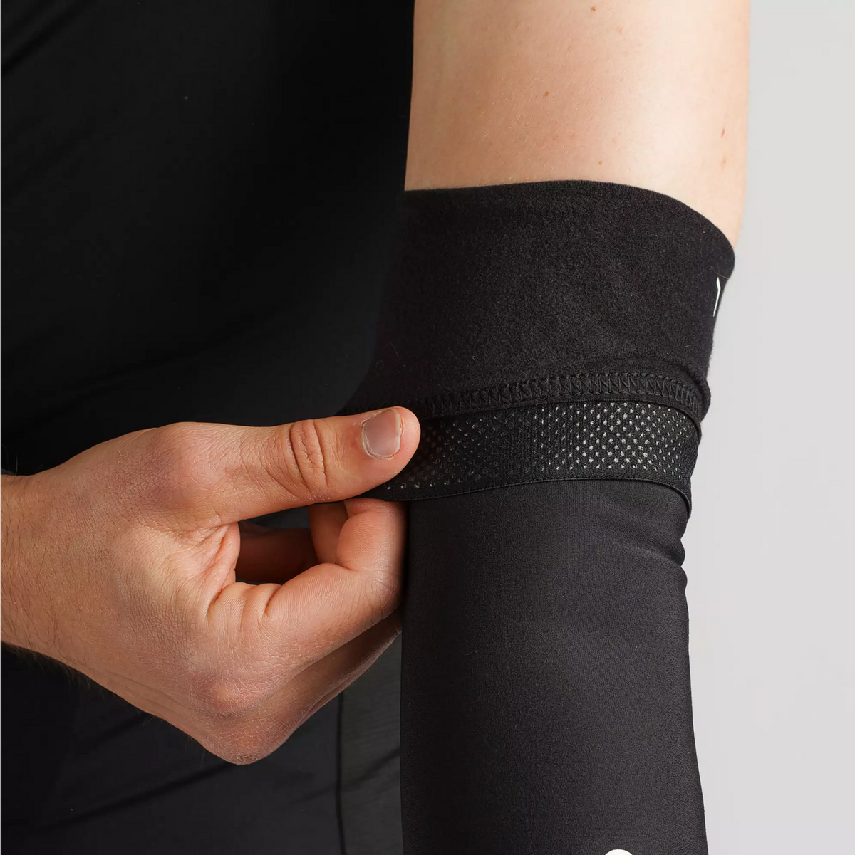 GripGrap Ride Thermal Armstukken Detail Antislip en binnen voering op model