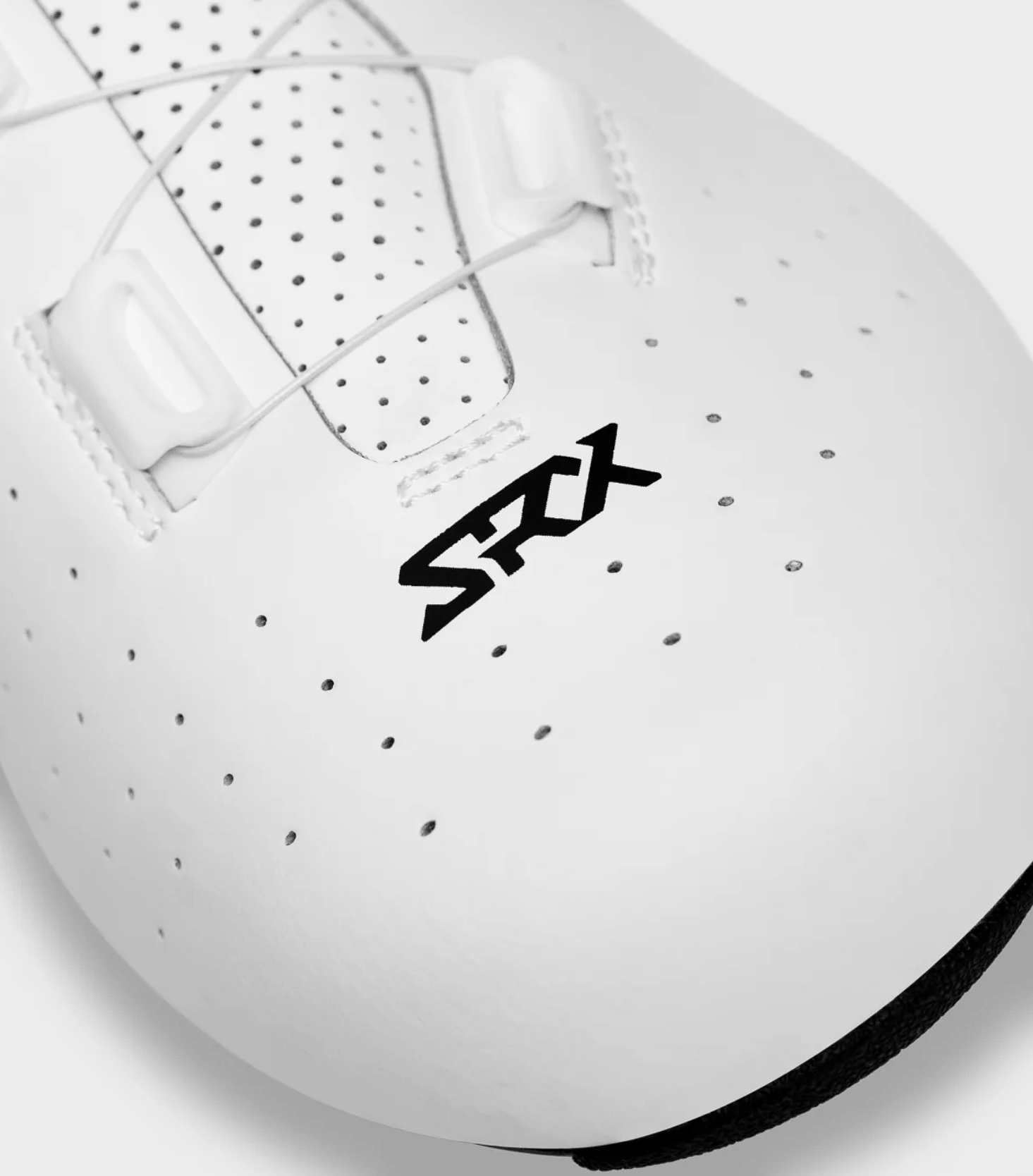 Wielrenschoen Okoris Detail SRX Logo
